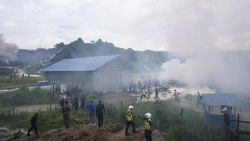 Flugzeug in Nepal fängt bei Start Feuer  – mehrere Tote